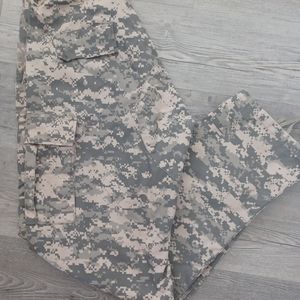 ROTHCO Camouflage Cargo Pants 35"- 39" men's womans  32" inseam adjustable tabs